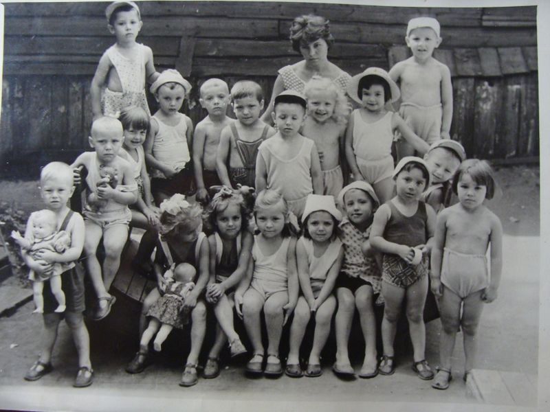 Файл:Игорь Волохов. Младшая группа детского сада.jpg