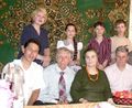 Волоховы с детьми и внуками и Ю. М. Бурым. 2003.jpg